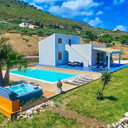 Villa Ananda Scopello  Bagian luar foto